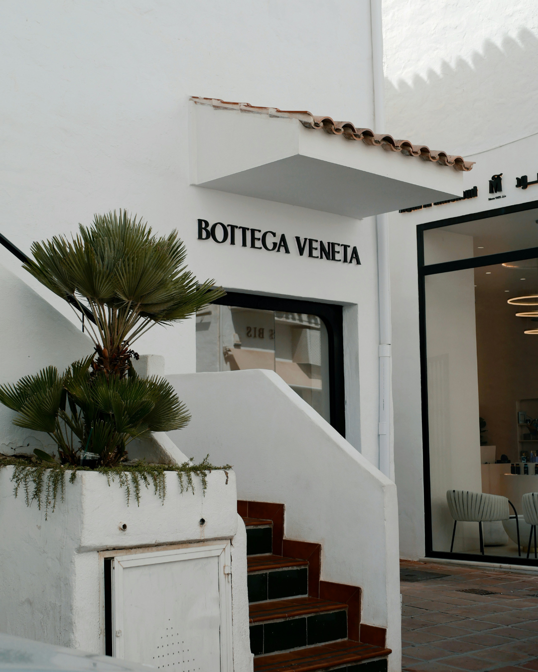 enseigne bottega veneta